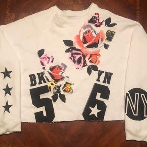 Aeropostale cropped sweatshirt